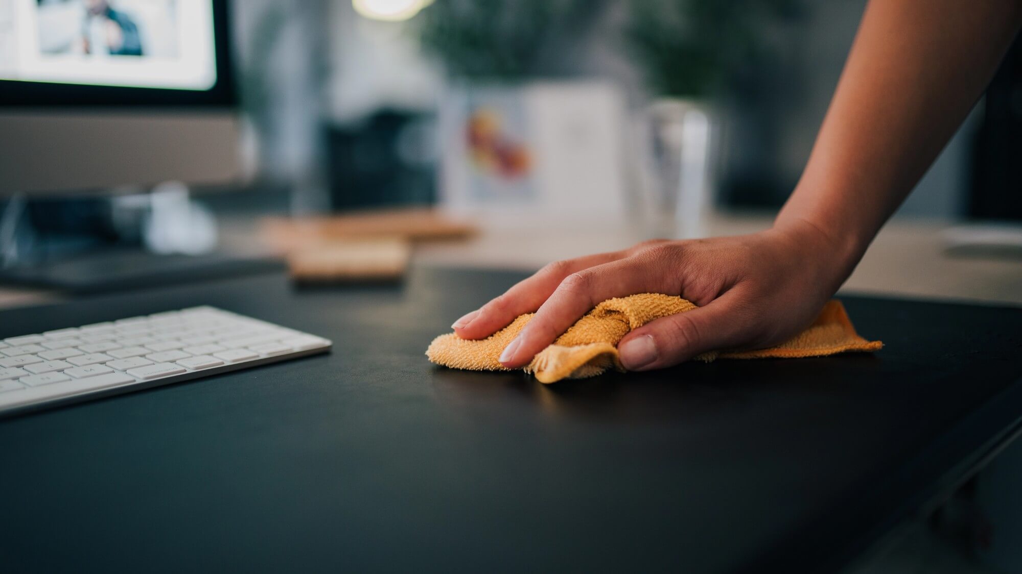 De voordelen van een schone werkplek: waarom het belangrijk is voor jou en je team